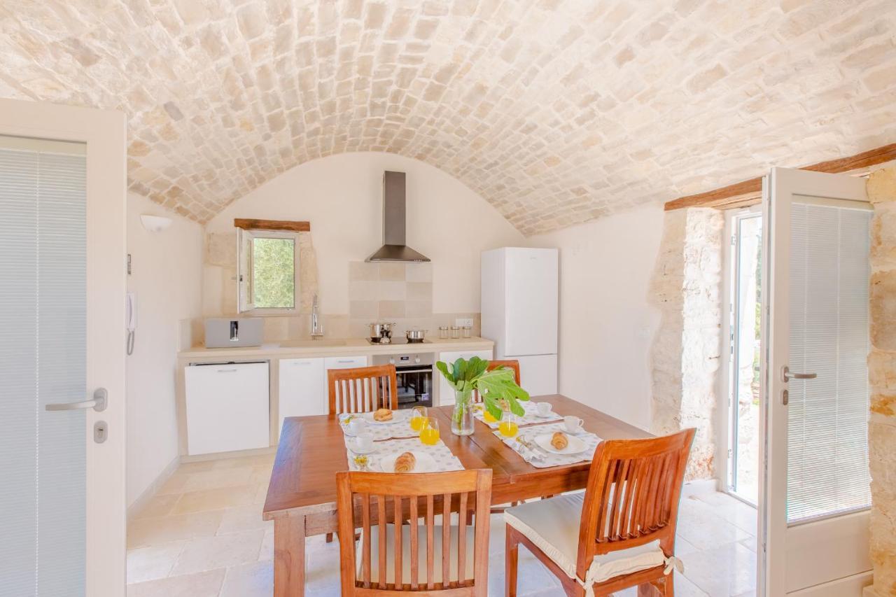 Trullo Zese Con Piscina Privata Villa San Michele Salentino Buitenkant foto